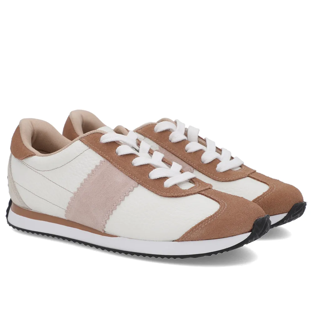 Tênis Branco de Couro com Detalhe Lateral Conforto e Estilo Premium