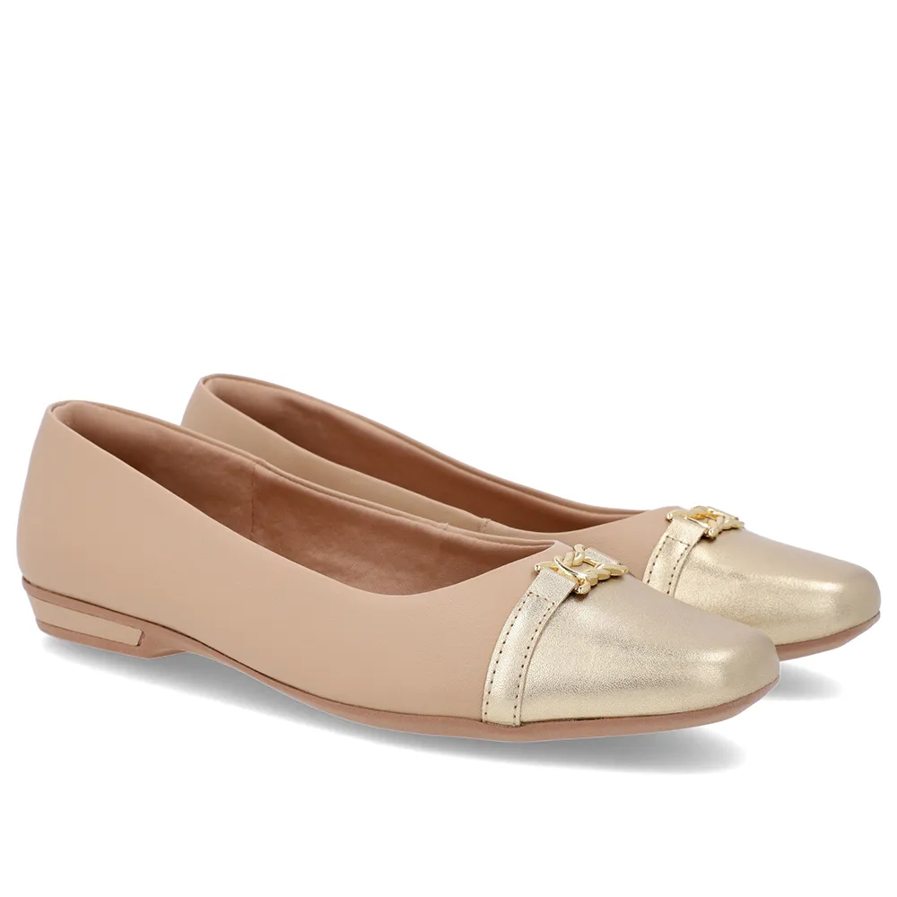 Sapatilha Beige de Couro Feminina com Bico Dourado Elegante e Confortável