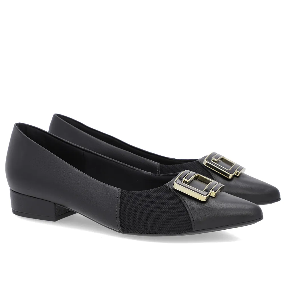 Scarpin Preto Couro Legítimo Bico Fino Enfeite Elegante Feminino