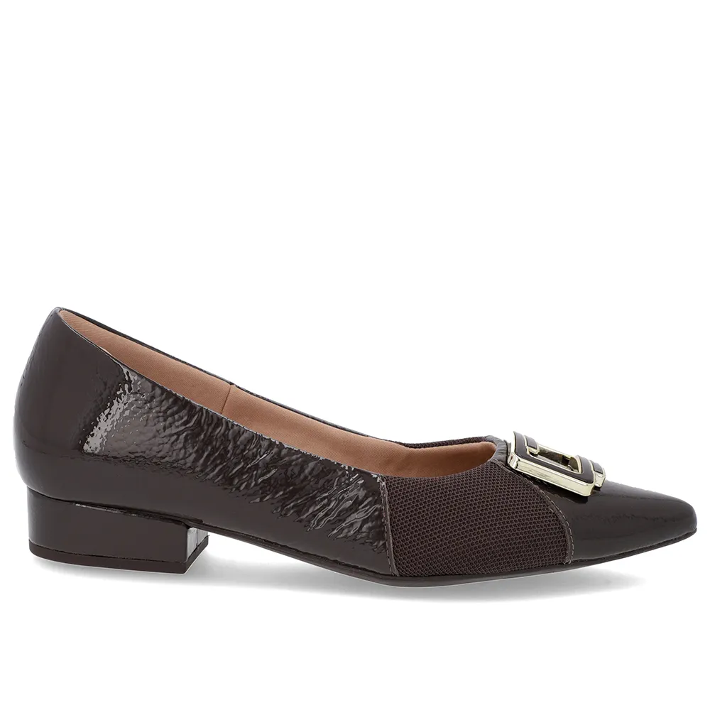 Scarpin Feminino Marrom Verniz Bico Fino Com Enfeite Elegante